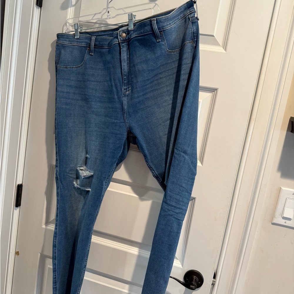 Abercrombie & Fitch Distressed Blue Skinny Jeans
